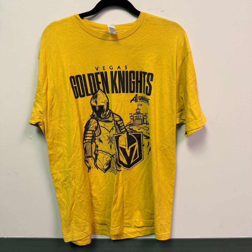 Vegas Golden Knights Tultex Mens XL Yellow Graphic T-Shirt NHL Hockey Tee‎